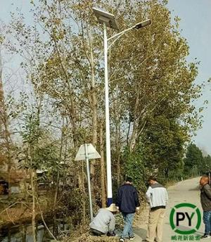 太陽能路燈使用幾年后需要維修